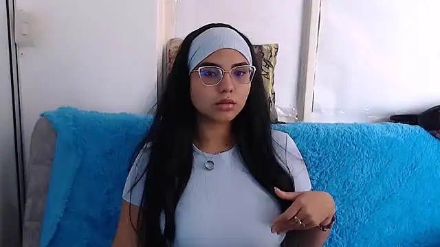 Snapshot of Miapeyton chatting on 09/17/25, 07:59 Miapeyton online show from 09/17/25, 07:59