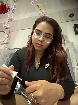 Snapshot of Miapeyton chatting on 09/28/25, 04:56 Miapeyton online show from 09/28/25, 04:56