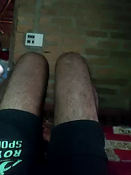 Snapshot of Shibuvyyyy chatting on 10/25/25, 02:19 Shibuvyyyy online show from 10/25/25, 02:19