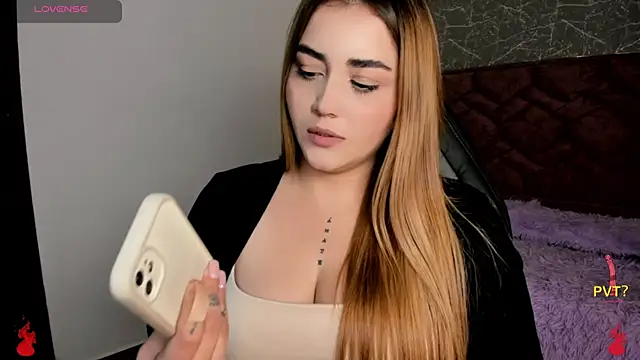 Lucia star   online show from 01/16/25, 09:19