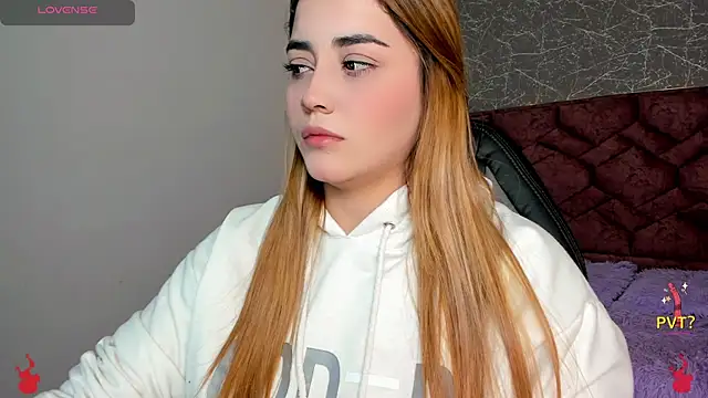 Lucia star   online show from 01/21/25, 12:07