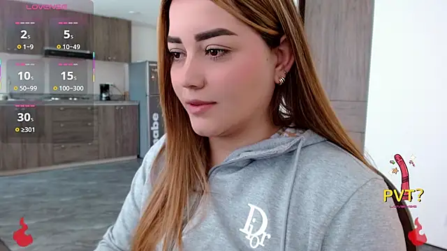 Snapshot of Lucia_star__ chatting on 11/29/25, 03:48 Lucia star online show from 11/29/25, 03:48