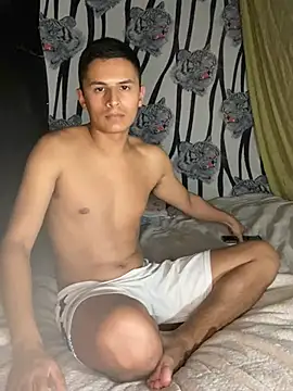 Romax2 online show from 02/21/25, 04:40