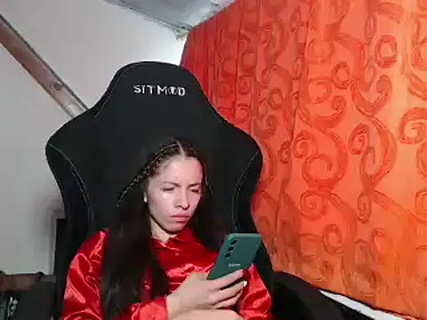 Snapshot of sweetdam12 chatting on 01/09/25, 07:40 sweetdam12 online show from 01/09/25, 07:40