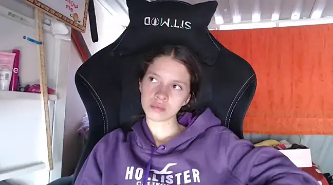 Snapshot of sweetdam12 chatting on 01/20/25, 07:14 sweetdam12 online show from 01/20/25, 07:14