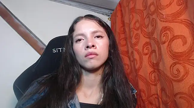 Snapshot of sweetdam12 chatting on 01/30/25, 08:21 sweetdam12 online show from 01/30/25, 08:21