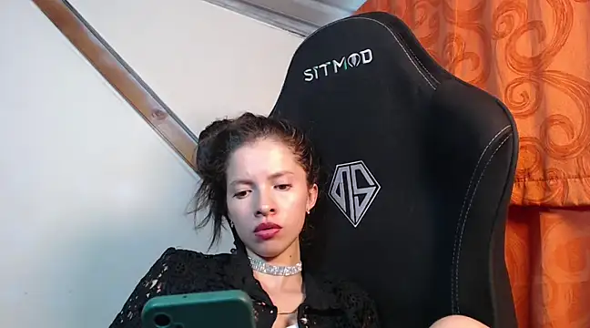 Snapshot of sweetdam12 chatting on 02/27/25, 09:14 sweetdam12 online show from 02/27/25, 09:14