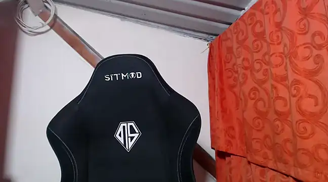 Snapshot of sweetdam12 chatting on 03/10/25, 11:16 sweetdam12 online show from 03/10/25, 11:16