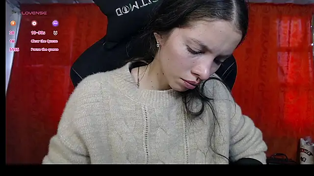 Snapshot of sweetdam12 chatting on 03/14/25, 08:28 sweetdam12 online show from 03/14/25, 08:28