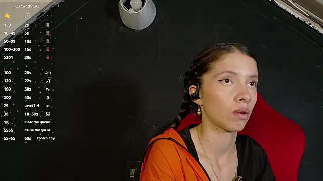 Snapshot of sweetdam12 chatting on 10/07/25, 06:49 sweetdam12 online show from 10/07/25, 06:49