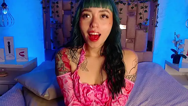 Snapshot of GigiVolkova chatting on 03/13/25, 02:38 GigiVolkova online show from 03/13/25, 02:38