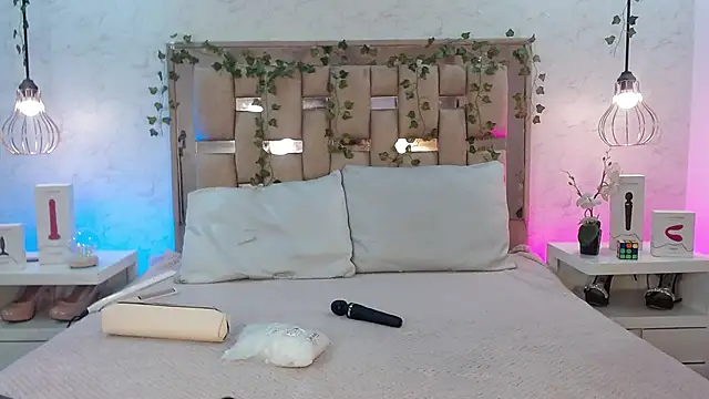 Snapshot of GigiVolkova chatting on 11/26/25, 03:18 GigiVolkova online show from 11/26/25, 03:18