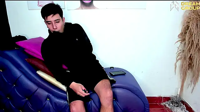 Yourslust  online show from 09/23/25, 01:03