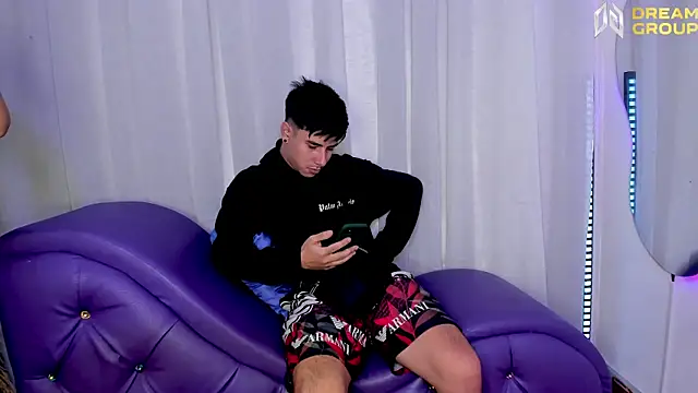 Yourslust  online show from 11/03/25, 01:34