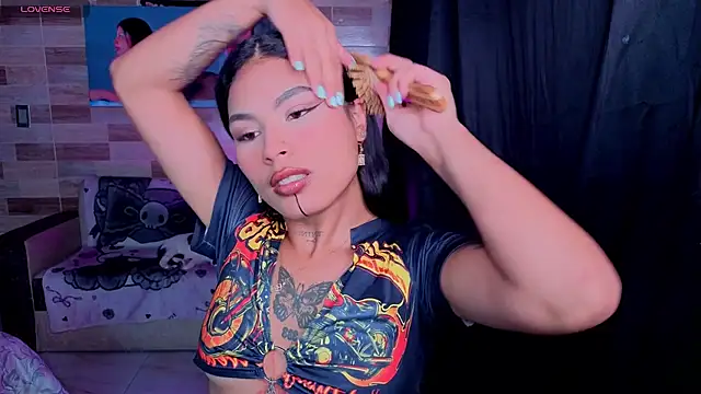 Snapshot of Dolcee_zoe chatting on 04/23/26, 11:07 Dolcee zoe online show from 04/23/26, 11:07