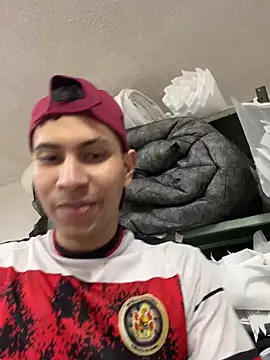 Snapshot of muchaelw3st4r8fuiz chatting on 01/06/25, 03:40 muchaelw3st4r8fuiz online show from 01/06/25, 03:40