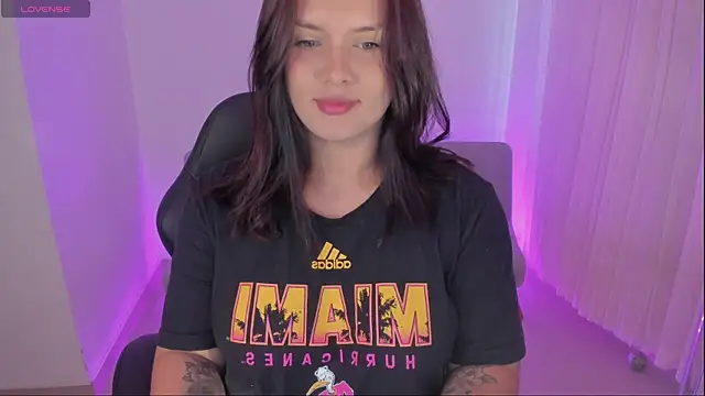 SabrinaVega online show from 10/12/25, 09:14