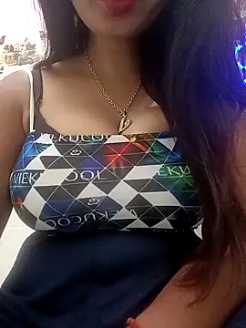 Snapshot of cute-mahek chatting on 02/21/25, 07:23 cute-mahek online show from 02/21/25, 07:23