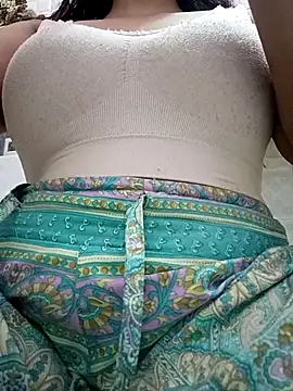 Snapshot of cute-mahek chatting on 10/04/25, 07:34 cute-mahek online show from 10/04/25, 07:34