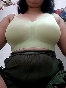 Snapshot of cute-mahek chatting on 10/28/25, 07:16 cute-mahek online show from 10/28/25, 07:16