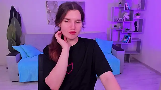 BonneyLove online show from 12/02/24, 05:15