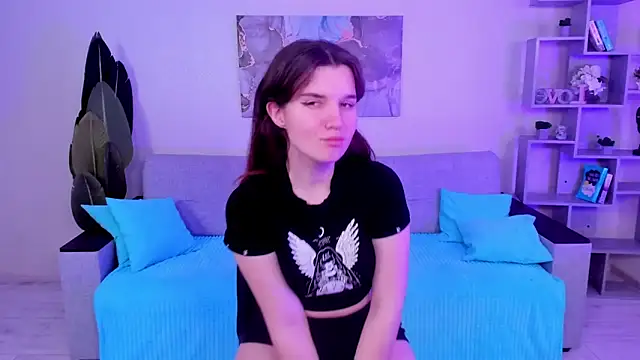 BonneyLove online show from 12/04/24, 10:30