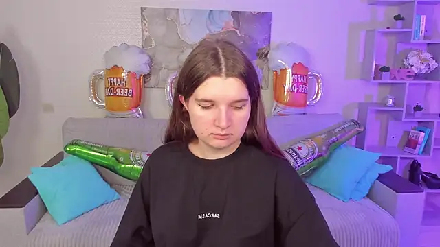 BonneyLove online show from 10/03/25, 10:07