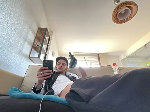 Rebeu313 online show from 03/02/25, 04:53