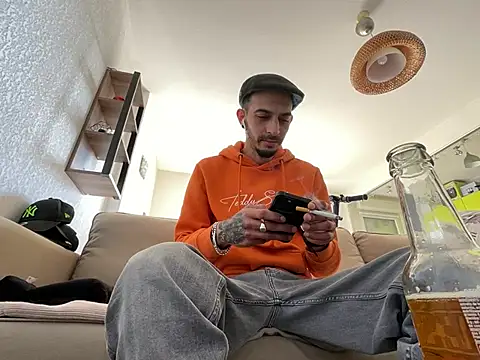 Rebeu313 online show from 03/19/25, 02:13