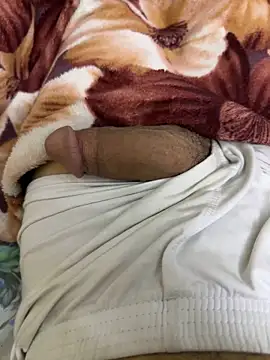 Snapshot of hamed-697 chatting on 01/19/25, 08:18 hamed-697 online show from 01/19/25, 08:18