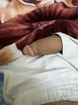 Snapshot of hamed-697 chatting on 02/02/25, 08:08 hamed-697 online show from 02/02/25, 08:08