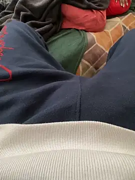 Snapshot of hamed-697 chatting on 02/15/25, 06:55 hamed-697 online show from 02/15/25, 06:55