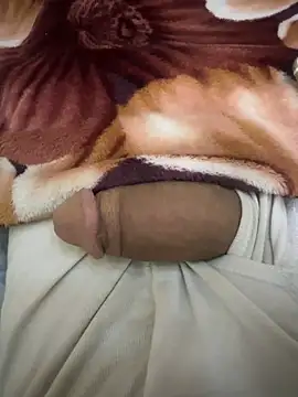 Snapshot of hamed-697 chatting on 02/20/25, 04:25 hamed-697 online show from 02/20/25, 04:25