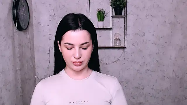 DivaKaily  online show from 01/17/25, 05:21