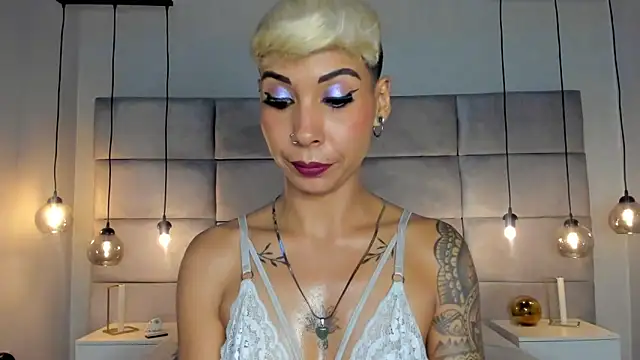 MiaMorgan  online show from 01/12/25, 05:33