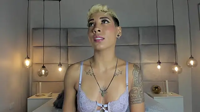 MiaMorgan  online show from 01/31/25, 12:07