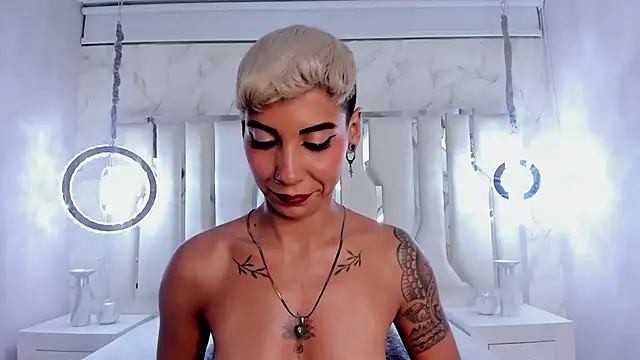 MiaMorgan  online show from 02/28/25, 06:52