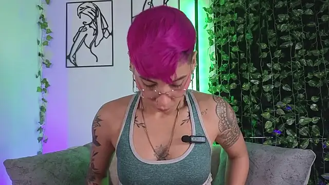 MiaMorgan  online show from 02/03/26, 01:05