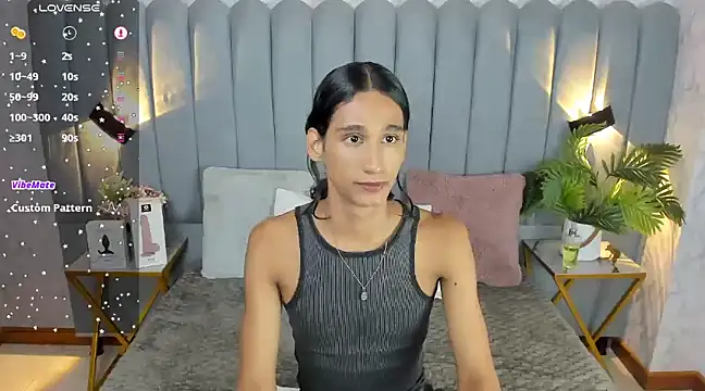 skyyfoxpraga online show from 01/04/25, 12:38