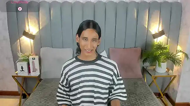 skyyfoxpraga online show from 01/11/25, 06:54