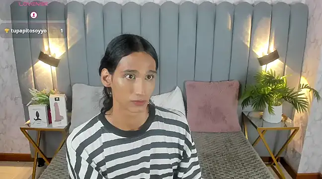 skyyfoxpraga online show from 01/11/25, 09:57