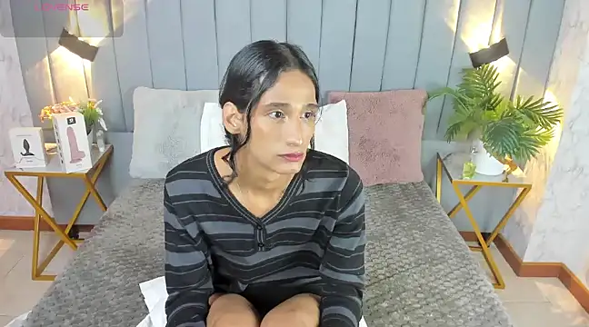 skyyfoxpraga online show from 01/14/25, 02:11