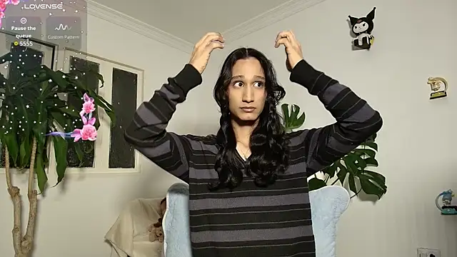 Snapshot of skyyfoxpraga chatting on 02/13/26, 01:18 skyyfoxpraga online show from 02/13/26, 01:18