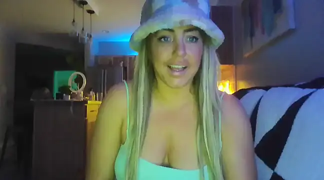 sunshinekisses online show from 02/13/25, 04:22