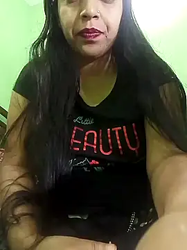 Snapshot of Taniya07 chatting on 01/15/25, 03:39 Taniya07 online show from 01/15/25, 03:39