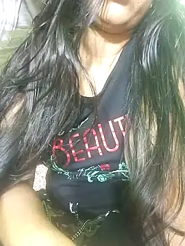 Snapshot of Taniya07 chatting on 01/16/25, 05:21 Taniya07 online show from 01/16/25, 05:21