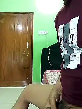 Snapshot of Taniya07 chatting on 02/01/25, 01:41 Taniya07 online show from 02/01/25, 01:41