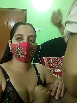 Snapshot of Taniya07 chatting on 03/12/25, 05:28 Taniya07 online show from 03/12/25, 05:28