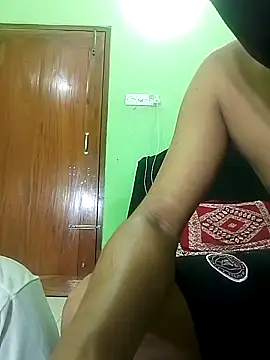 Snapshot of Taniya07 chatting on 03/14/25, 08:28 Taniya07 online show from 03/14/25, 08:28