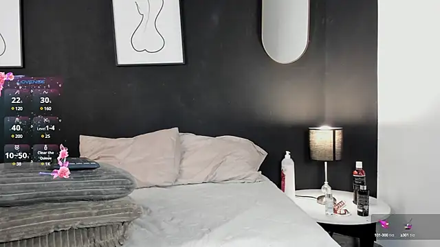 Snapshot of Lilith_dh chatting on 03/10/25, 06:01 Lilith dh online show from 03/10/25, 06:01